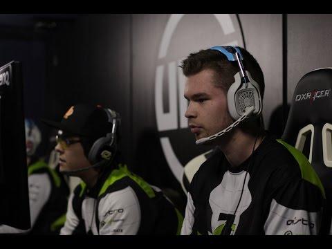 OpTic Gaming Vs FaZe - #UMGCali35K Grand Finals [1st BO5]