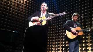 Ellis Paul -  Walking After Midnight/Change live @ Joe&#39;s Pub NYC 5-18-12
