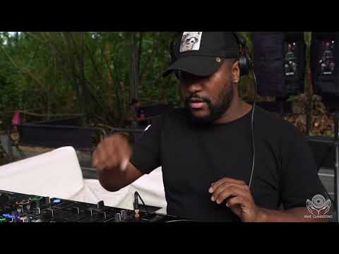 Andy Mancy Live Set (the green zone ) Opening Mario Ochoa