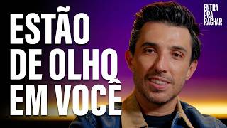 TEM SEMPRE ALGUÉM OLHANDO VOCÊ | Entra Pra Rachar