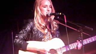Katelyn Tarver: It&#39;s Good (Live)
