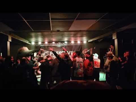 Facewreck - Don't Play Dat (LIVE IN PITTSBURGH)