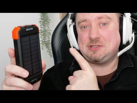 A Fine Power Bank with a POINTLESS Gimmick! BLAVOR Solar Charger Review