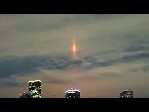 Pillars Of Light Seen In Sky Around The World