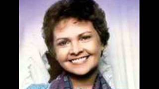 Billie Jo Spears - My Arms Stay Open Late