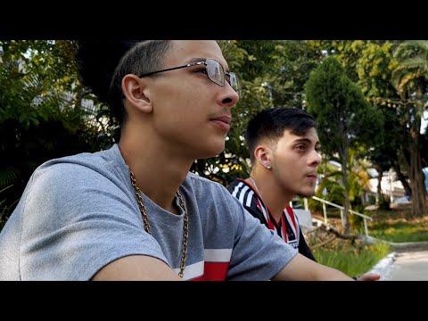 Tatu's - Quadrinha (feat. Gustavo Sply)