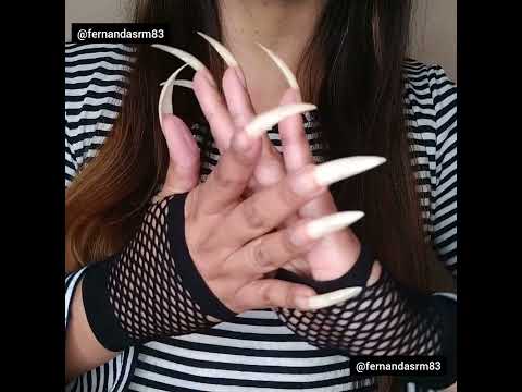 Another video of dangerous claws by our hand model Fernanda Ribeiro (december 2021)