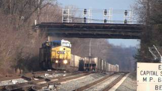 preview picture of video 'CSX 9027 & 33 Westbound Thru St. Denis'