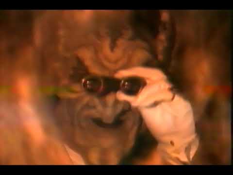 Dr. Terror's Vault of Horrors  introduces 'Horror Express' (1972)