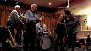 Alice Beavan with Rhythmic Reeds play Jailhouse Blues