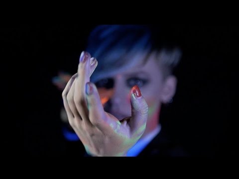 Serena de Bari - Troppo fragile (Official Video)