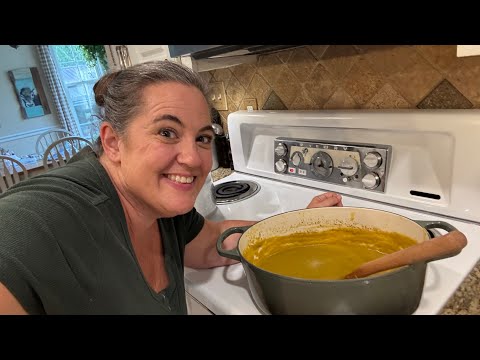 Split pea soup. The long awaited Souptember extra. this is the lowest cost and easiest dinner ever!