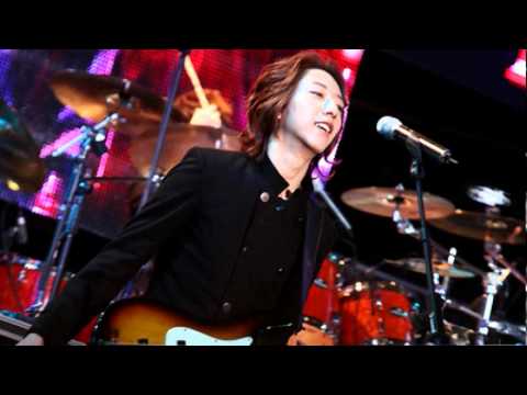 [audio] CNBlue guerilla live - Let's Go Crazy  (20110321)