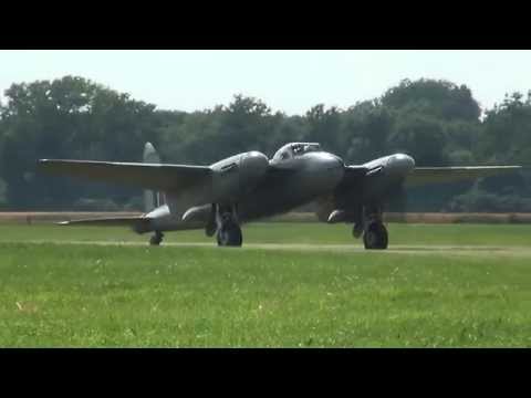 De Havilland Mosquito & Lockheed P-38 flying together - Geneseo Air Show 2014