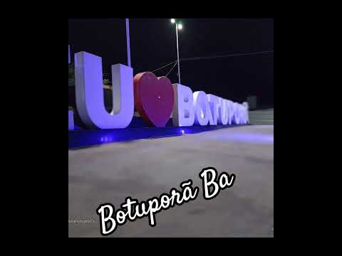 Botuporã significa "monte belo" ou "monte bonito", tupi-guarani yboty (monte) e porã (bonito/belo)