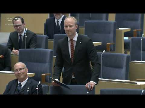 Anders Ygeman är nöjd med mängden utvisningar