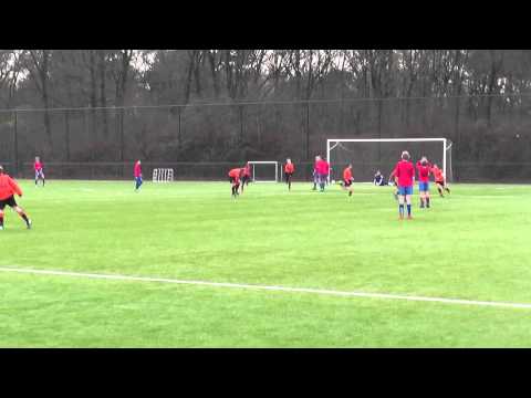 14 dec 2013 DOSC D2 - VV De Meern D4 vr 2-4 Doelpunt Leandro, assist Musie