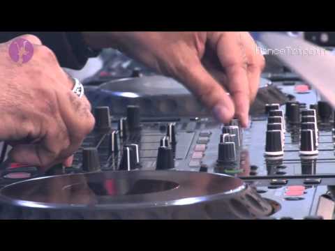 Dario Nunez - Breathe [played by Roger Sanchez]