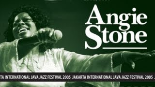 Angie Stone &quot;I wanna Thank Ya&quot; Live at Java Jazz Festival 2005