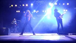 Rata Blanca - Abrazando al rock and roll