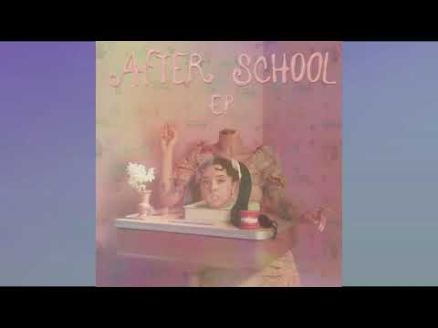 Melanie Martinez - help me (Intro)