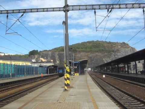 Příjezd+odjezd vlaku R 612 Bílina - Ústí nad Labem hlavní nádraží