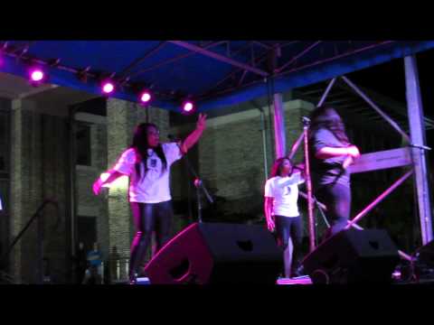 Candice Glover sings ‘Hate on Me'