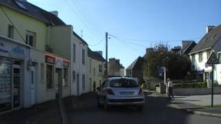 preview picture of video 'Driving Along Rue Louis Pasteur, Crozon, Finistère, Bretagne, France 14th October 2009'