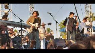 Desert Sessions - 01 - Don't Drink Poison (Live Coachella Valley 04)