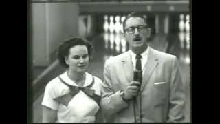 Bowling Stars: Marion Turash vs Georgette Derosa