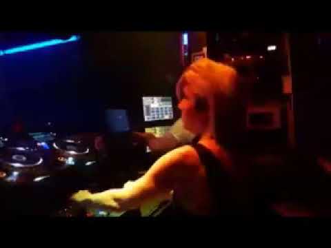 Anna Tur plays @Bahrein (Argentina): Marco Corcella - Aspect (Original Mix) Aula Records