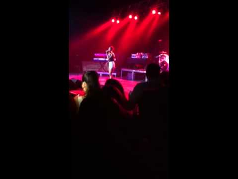 Girl from the voice and mn