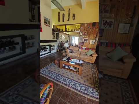 Video de YouTube - Casa en Venta de 3 dormitorios con Jardín y Patio en Punta Gorda, Montevideo