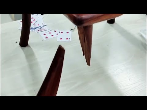 Amazing way to repair the Precious mahogany furniture broken leg, master this method, ten times stro