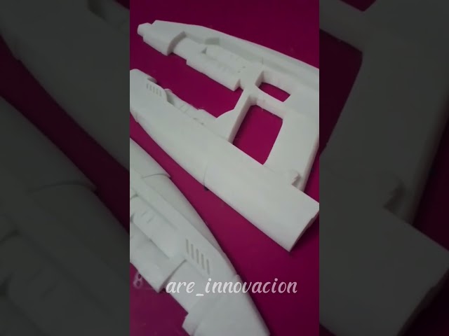 Vídeo relacionado con SINSEN Star Lord Blaster Prop 1:1 Réplica de pistola de cosplay Infinity War arma de Halloween Party Model Gun Collection Resina