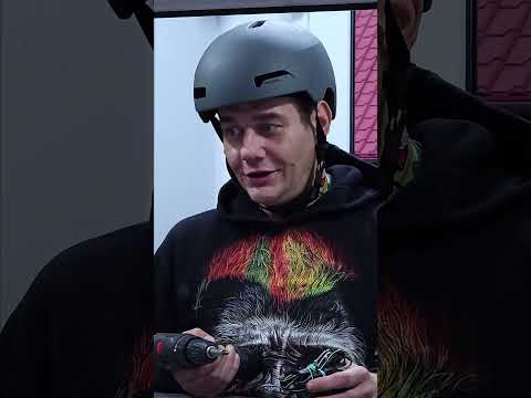 Crazy Frog zdał maturę i egzamin zawodowy.