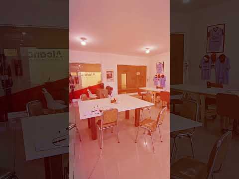 Local comercial en edificio veneto 8, centro de Villa Carlos Paz.