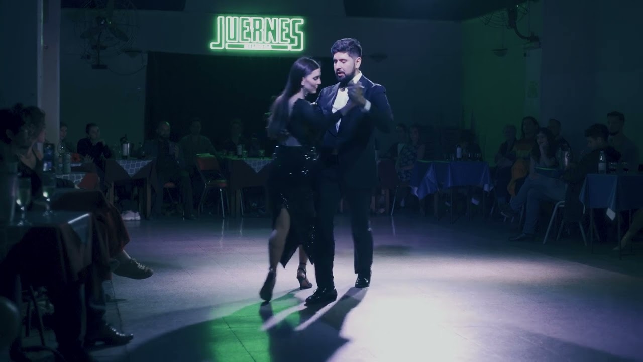 Sebastian Jimenez y Magdalena Valdez en Juernes Milonga (2/2)