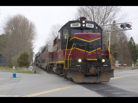 [HD] Mass Coastal with long train and MBTA cars - 4/20/2020