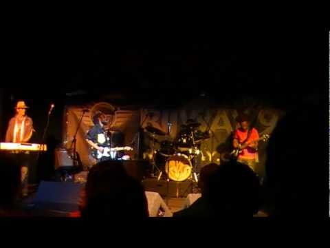 Tenna Star live at LOVERS PARADISE SHOW Tower Ballroom Birmingham