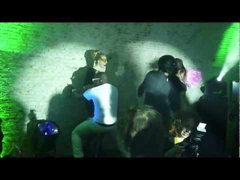 Crazy Sir-G vs Sanké