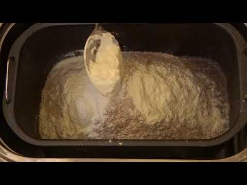 Duonkepė Gorenje | Bread maker | BM1210BK | Power 800 W | Number of programs 12 | Ekranas LCD | Juodas video