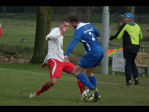 Heukelum 1 - Wieldrecht 1, voorzet Benjamin Meijdam hard voorlangs