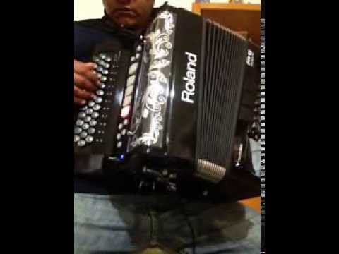 Acordeón roland FR18 a la venta