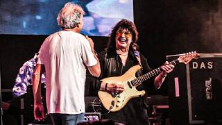 Download lagu Deep Purple - Smoke On The Water with Ritchie Blackmore 33 Years for the first time Live 2026 mp3