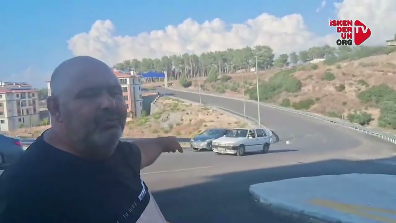 Yol Ortasındaki Rögar Kapağı Kazalara Davetiye Çıkardı!