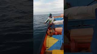 preview picture of video 'Jigging doogtooth Tuna arus besar aceh'