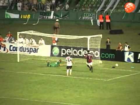 Coritiba 4 x 2 Atlético-PR