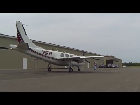 OVVO Optics pulling plane