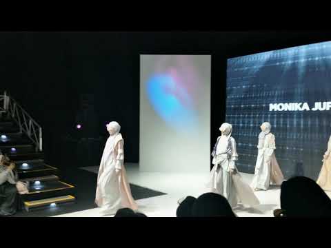 Rancangan Busana Muslimah Karya Monika Jufri di MUFFEST 2019